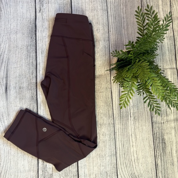 lululemon athletica Pants - Lululemon Pace Rival Crop *22"